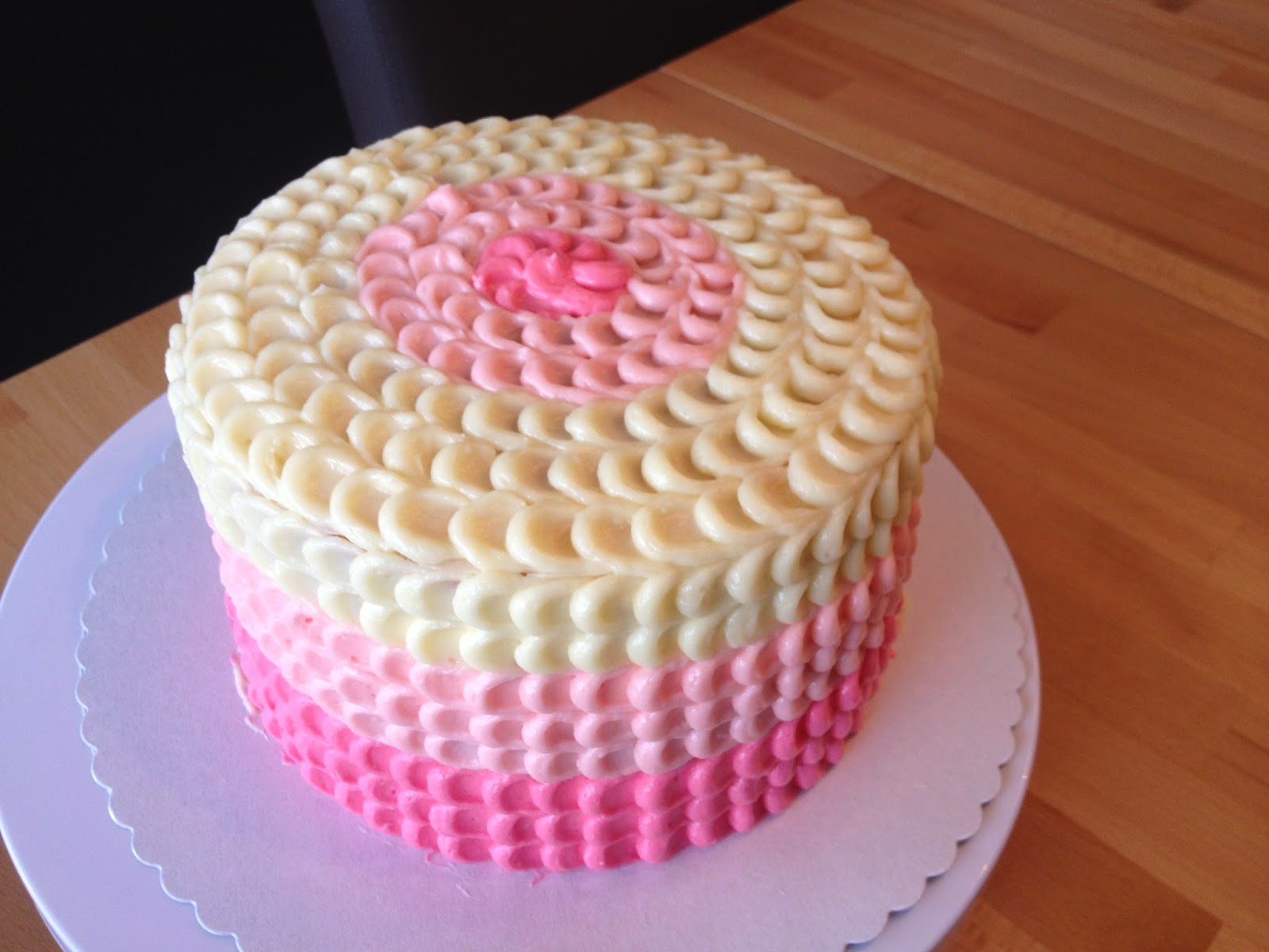 Domica&amp;#39;s Sweet Bakery: Zitronencreme-Torte mit Vanillekuchen und ...
